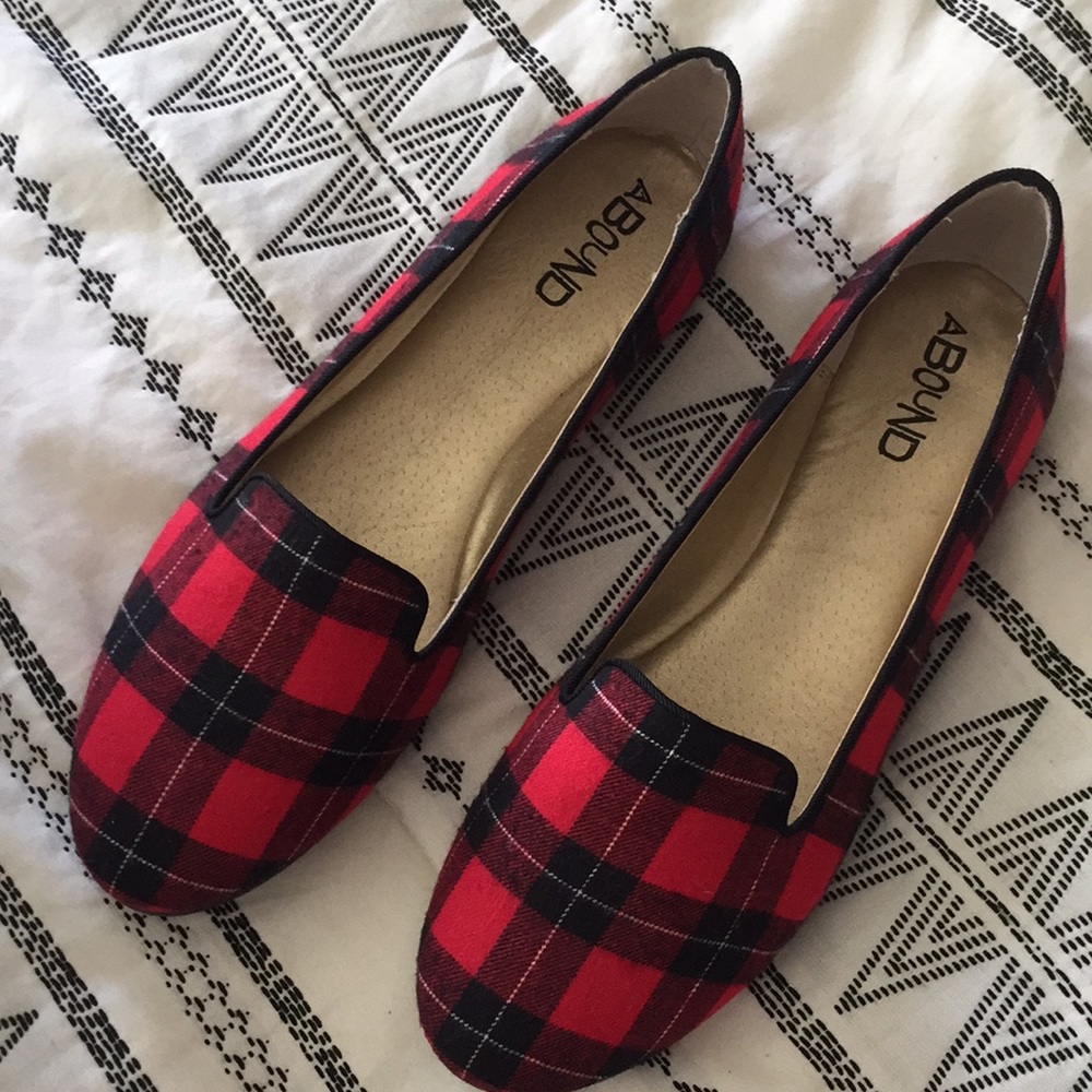 Abound Red Plaid Flats